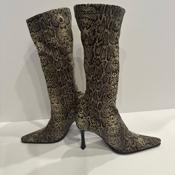 Italian Leather Snake Print Boots | Genuine Leather | Size 36 - Picture 4 of 8